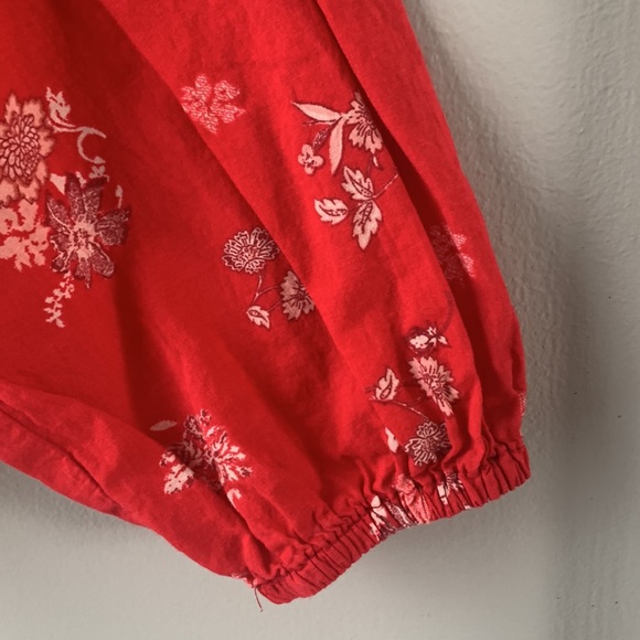 Universal Thread Shirt - Picture 5 of 8